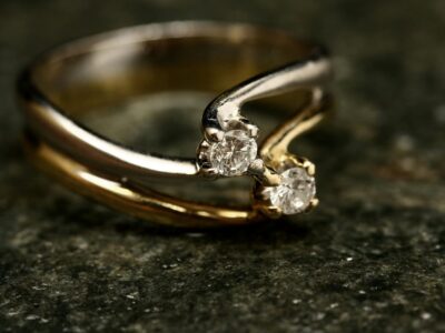 Elegant Gold Ring With Diamond Accents